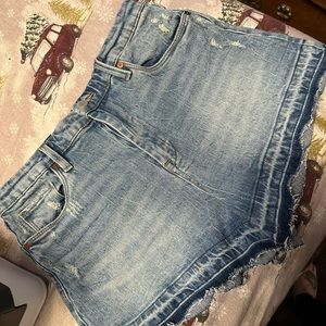 BLANKNYC] Womens Clothing High Rise Denim Shorts, So Yesterday, 29 US